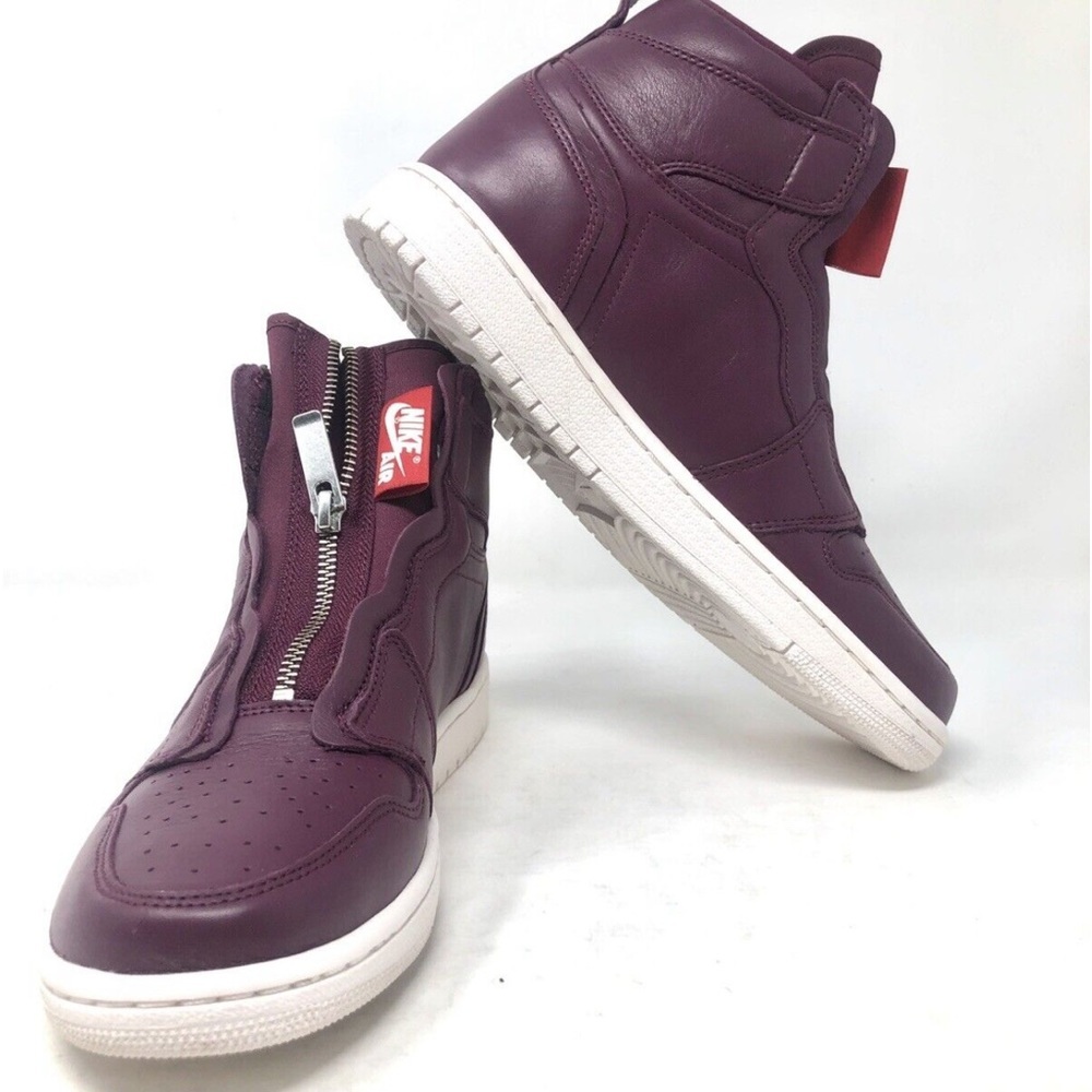 Nike Air Jordan sneakers size zip high 6